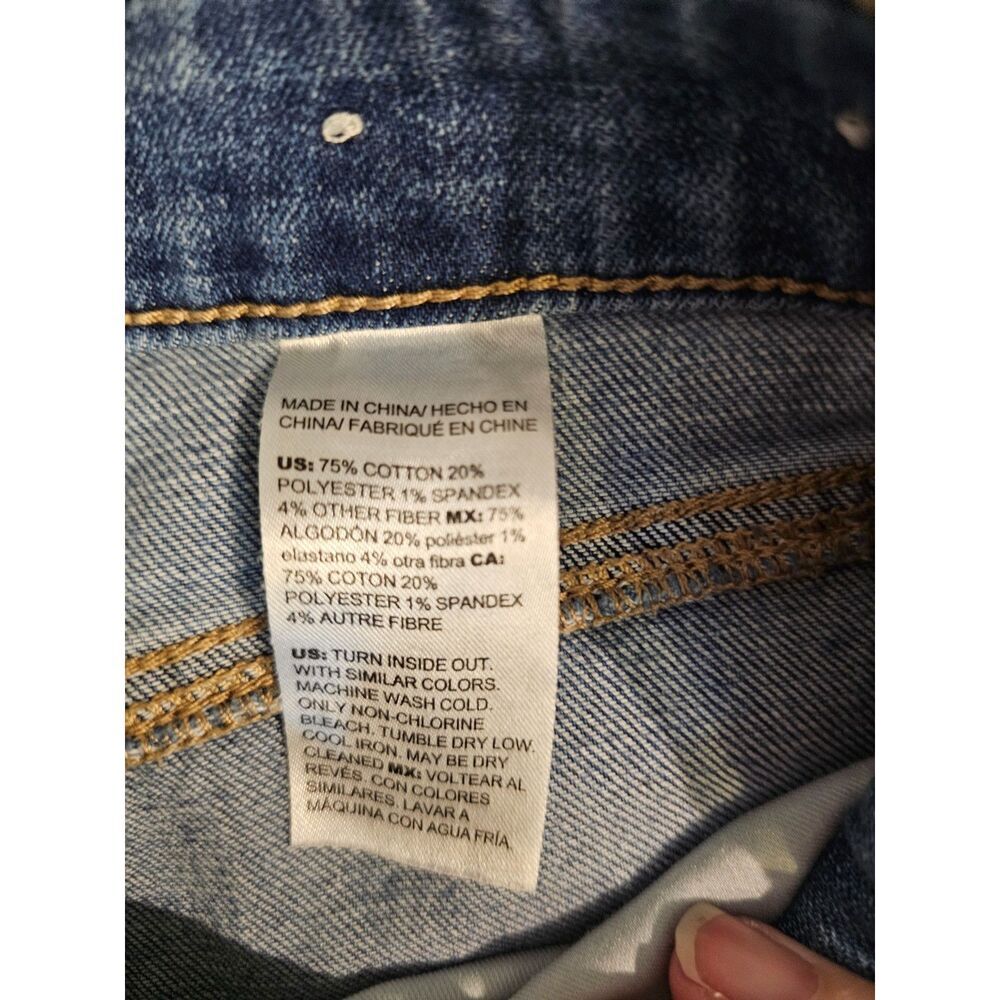 Chico’s High Rise Wide Leg Jeans Size 2.5R Medium Wash Stretch Denim - Picture 4 of 7